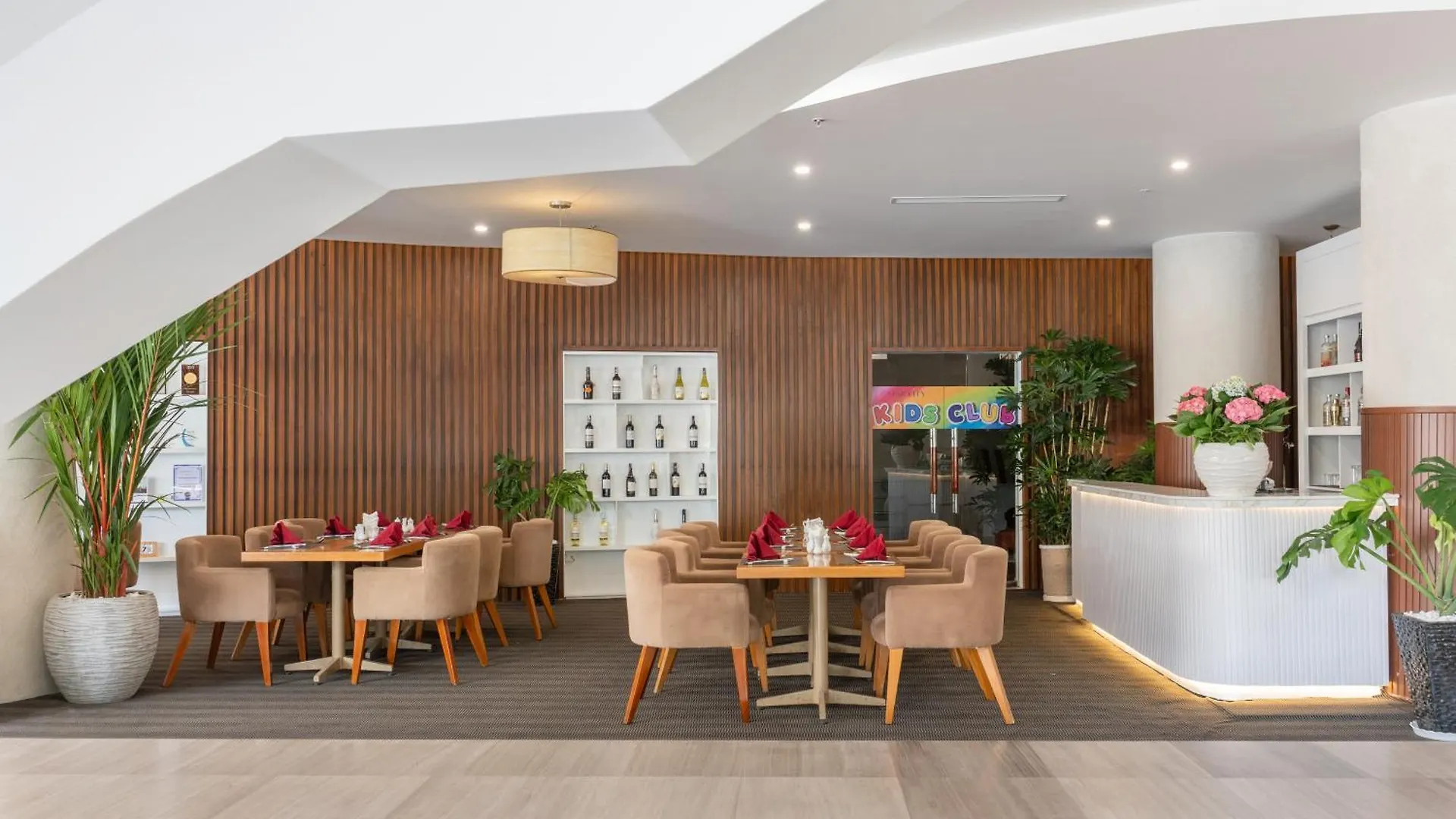 Starcity Hotel & Condotel Beachfront Nha Trang 5*,  Vietnam