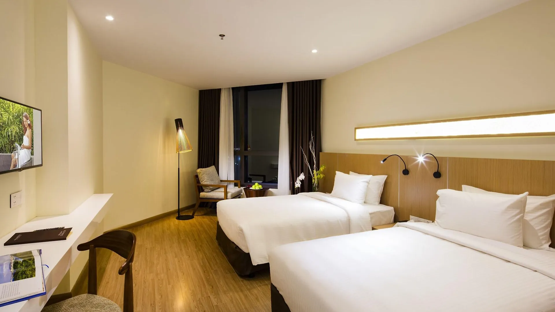 Starcity Hotel & Condotel Beachfront Nha Trang