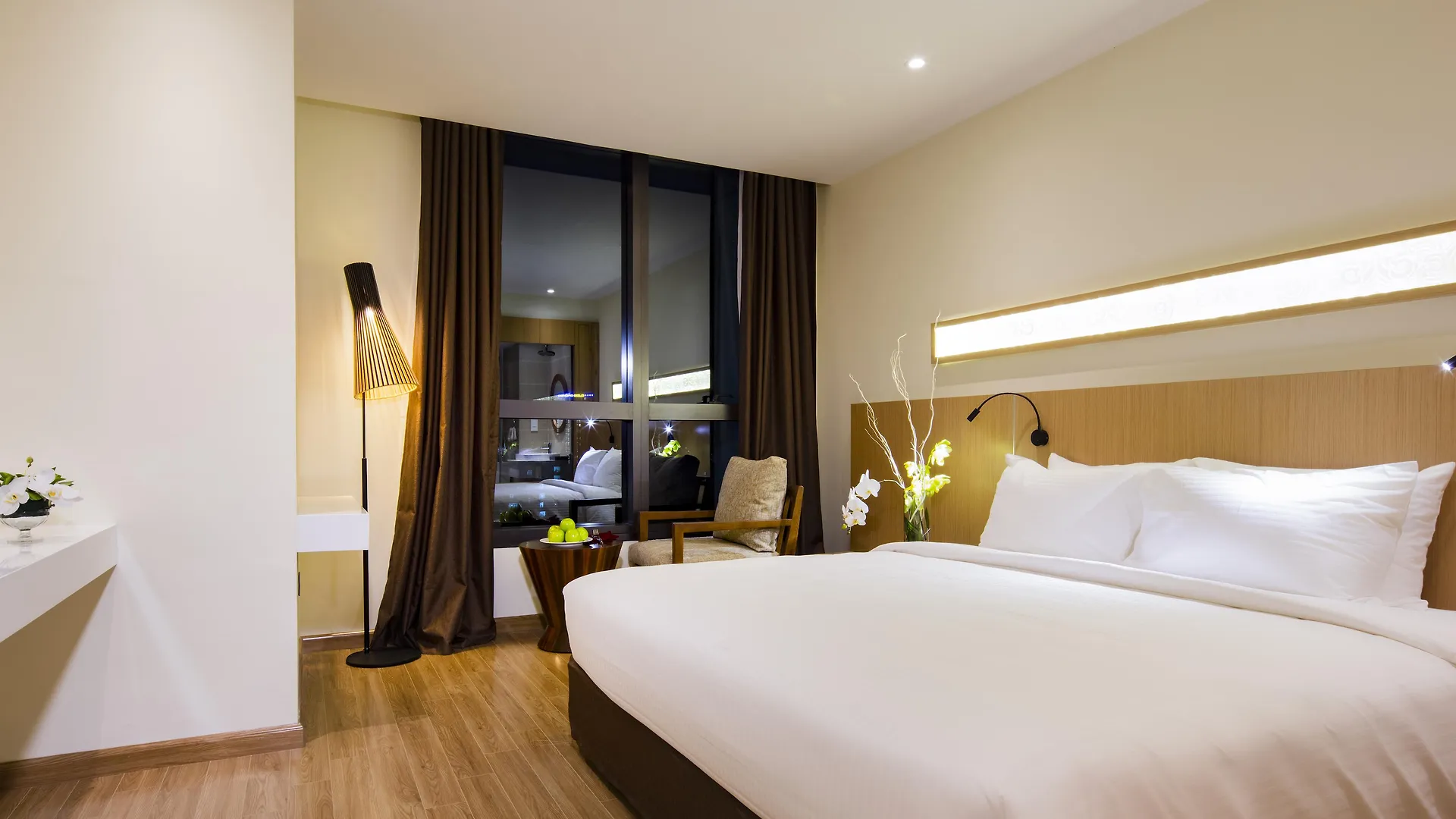 Starcity Hotel & Condotel Beachfront Nha Trang