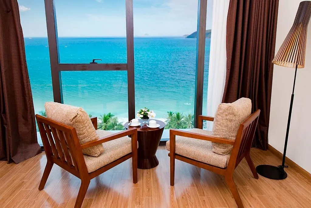 Starcity Hotel & Condotel Beachfront Nha Trang