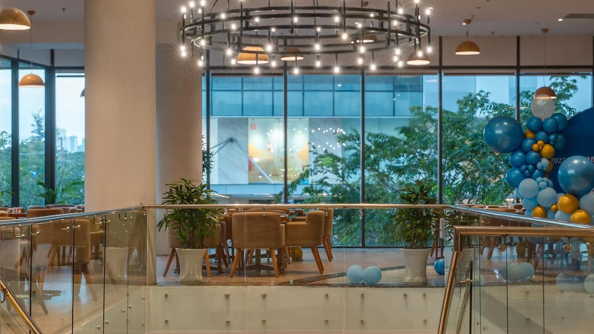 Starcity Hotel & Condotel Beachfront Nha Trang