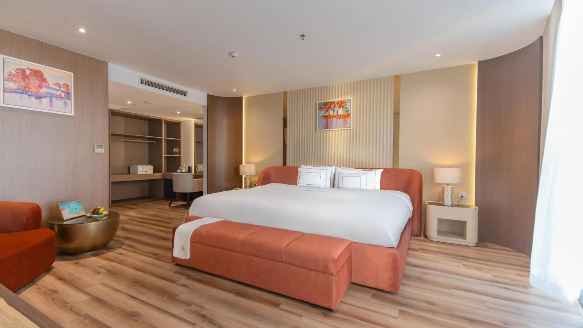 Starcity Hotel & Condotel Beachfront Nha Trang